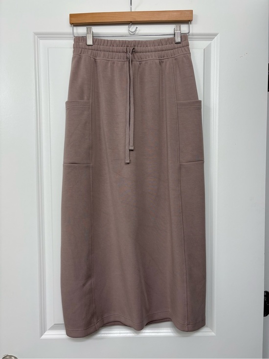 Rae Mode Dresses & Skirts - Everyday Drawstring Midi Skirt in Mauve Taupe